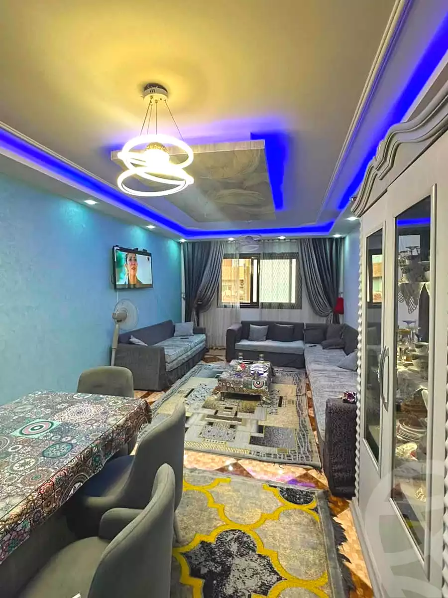 https://aqarmap.com.eg/ar/listing/7197436-for-sale-cairo-el-haram-shareaa-khatem-el-morsalen