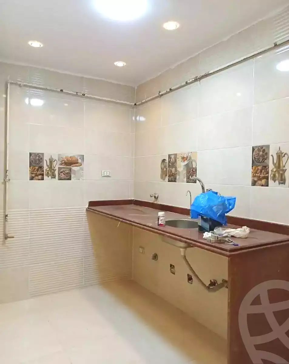 https://aqarmap.com.eg/ar/listing/7197524-for-sale-alexandria-sydy-bshr-sydy-bshr-bhry-gamal-abd-el-nasir-st