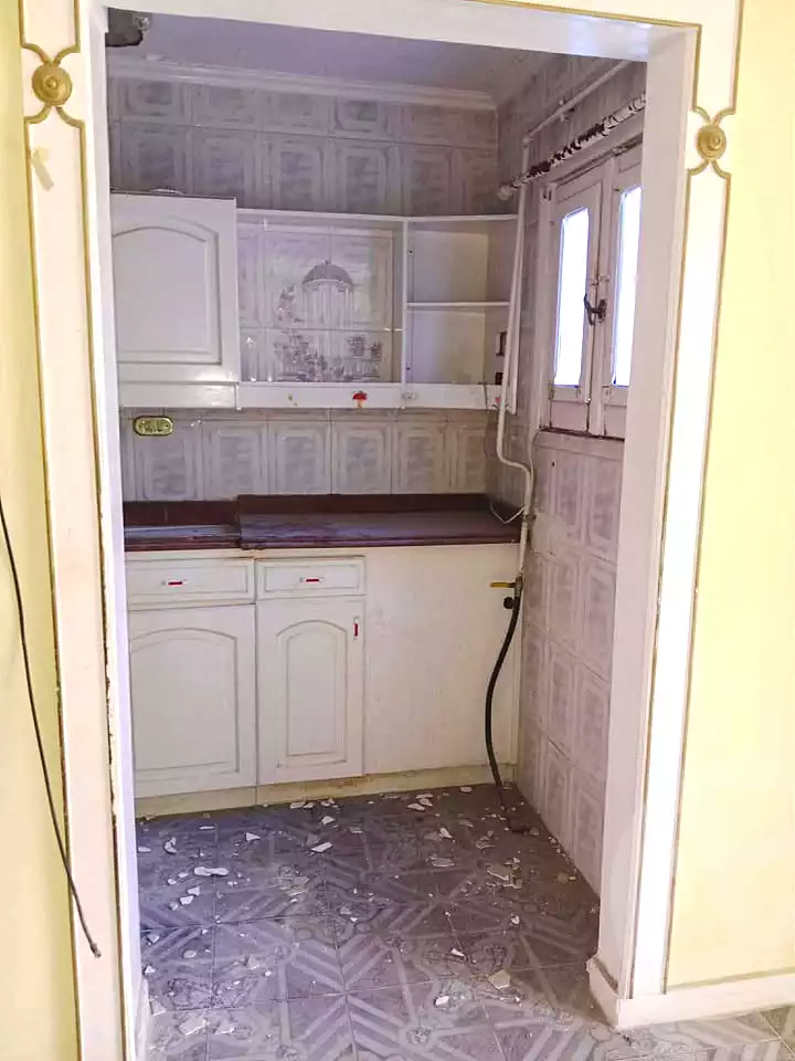 https://aqarmap.com.eg/ar/listing/7197544-for-sale-alexandria-al-agamy-lbytsh