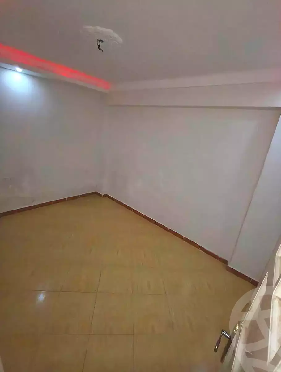https://aqarmap.com.eg/en/listing/7198012-for-sale-alexandria-lsywf-el-falki