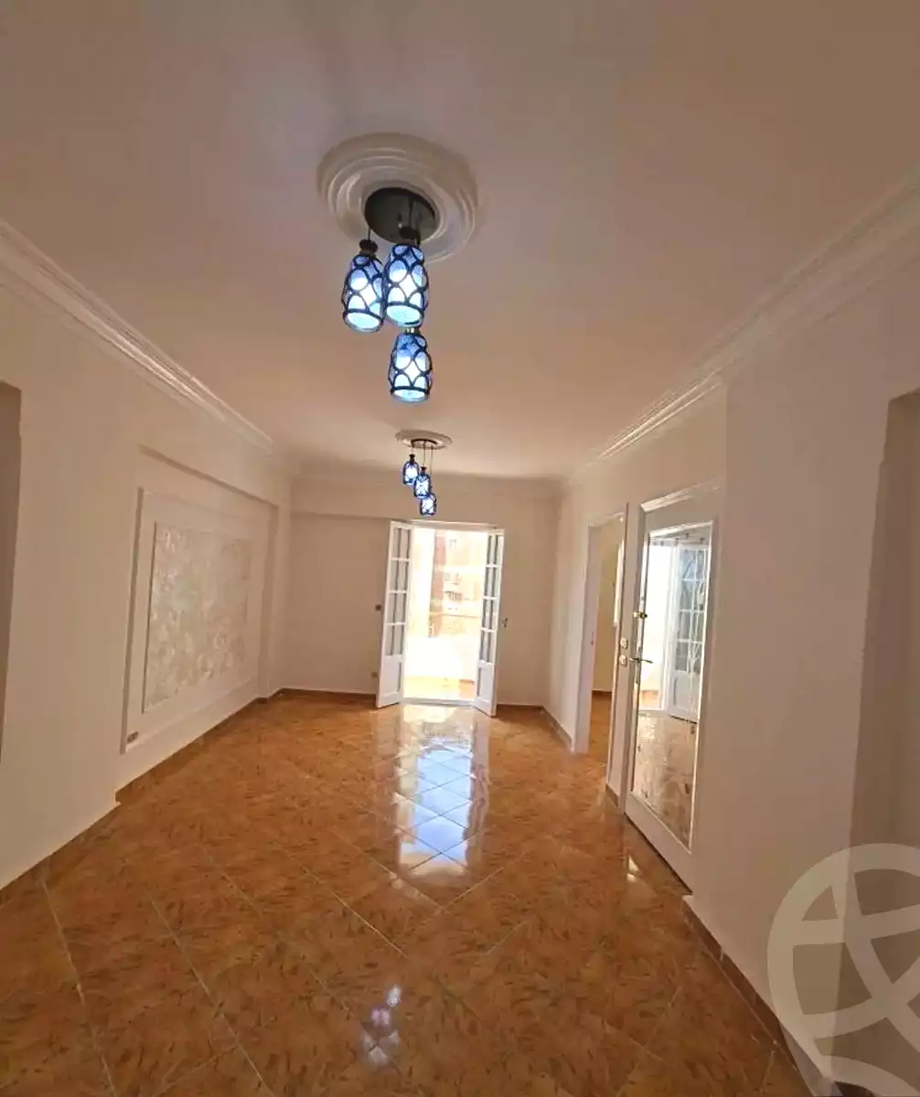https://aqarmap.com.eg/en/listing/7198264-for-sale-alexandria-el-asafra-al-molazem-basiowni-st