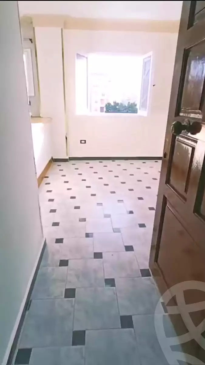 https://aqarmap.com.eg/ar/listing/7198261-for-sale-alexandria-al-agamy-shataa-el-nakheel