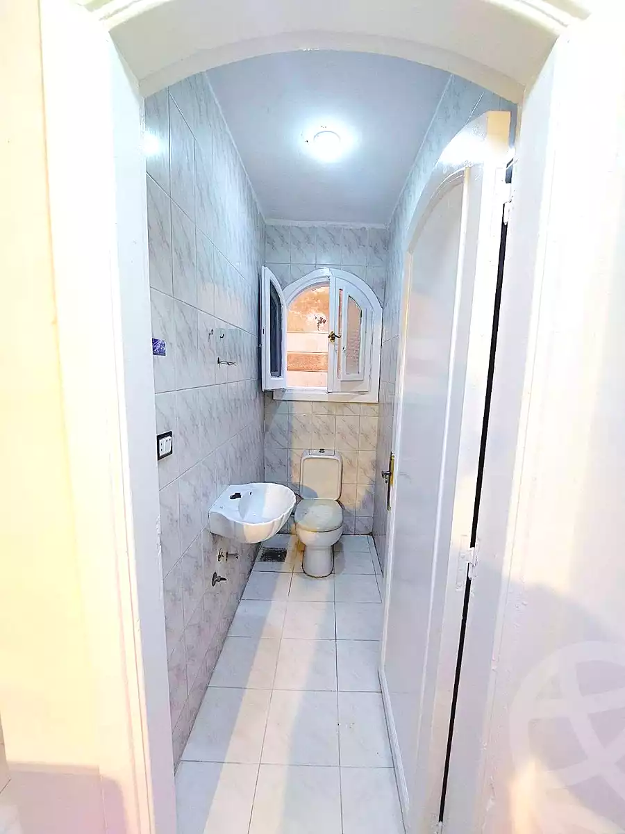 https://aqarmap.com.eg/en/listing/7198413-for-sale-alexandria-al-agamy-shataa-el-nakheel