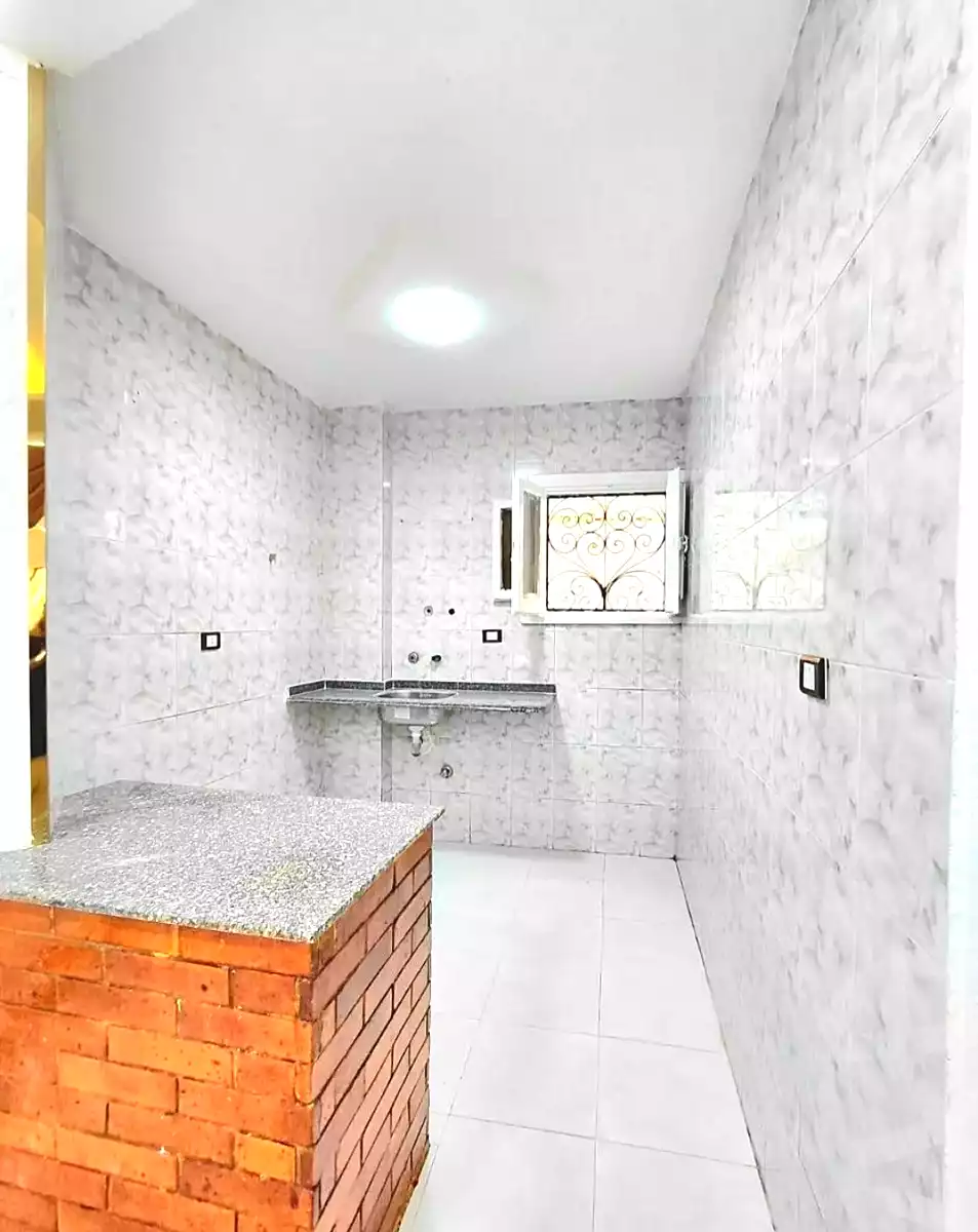https://aqarmap.com.eg/ar/listing/7198557-for-sale-alexandria-al-agamy-shataa-el-nakheel