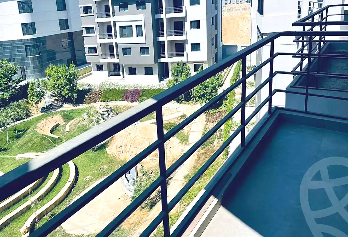 https://aqarmap.com.eg/ar/listing/7198828-for-sale-cairo-new-cairo-el-lotus-lotus-north-lmntq-lthny-llwts-lshmly