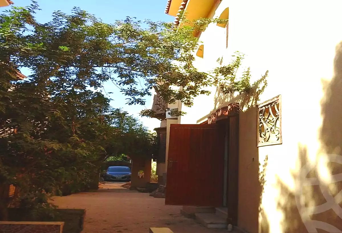 https://aqarmap.com.eg/ar/listing/7198836-for-sale-cairo-el-shorouk-lmntq-lts-neighbourhood-1