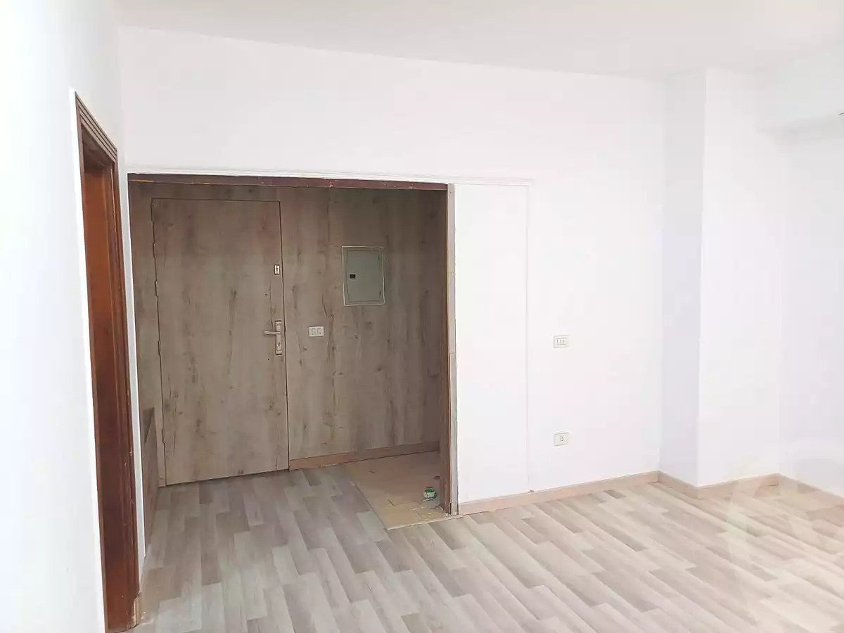 https://aqarmap.com.eg/ar/listing/7198937-for-sale-cairo-new-cairo-el-banafsg-el-banafsag-omarat-al-gabri-st