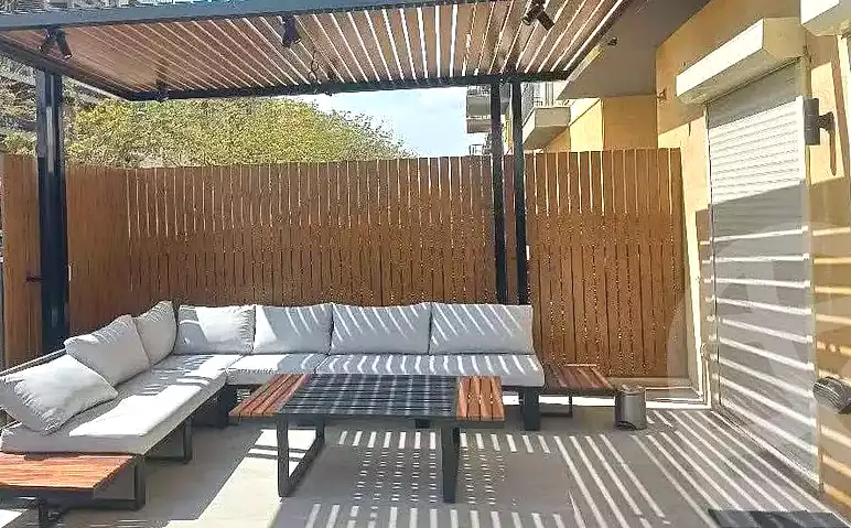https://aqarmap.com.eg/en/listing/7198945-for-sale-cairo-el-sheikh-zayed-city-compounds-beverly-hills