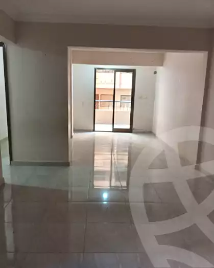 https://aqarmap.com.eg/ar/listing/7199011-for-rent-cairo-el-maadi-compounds