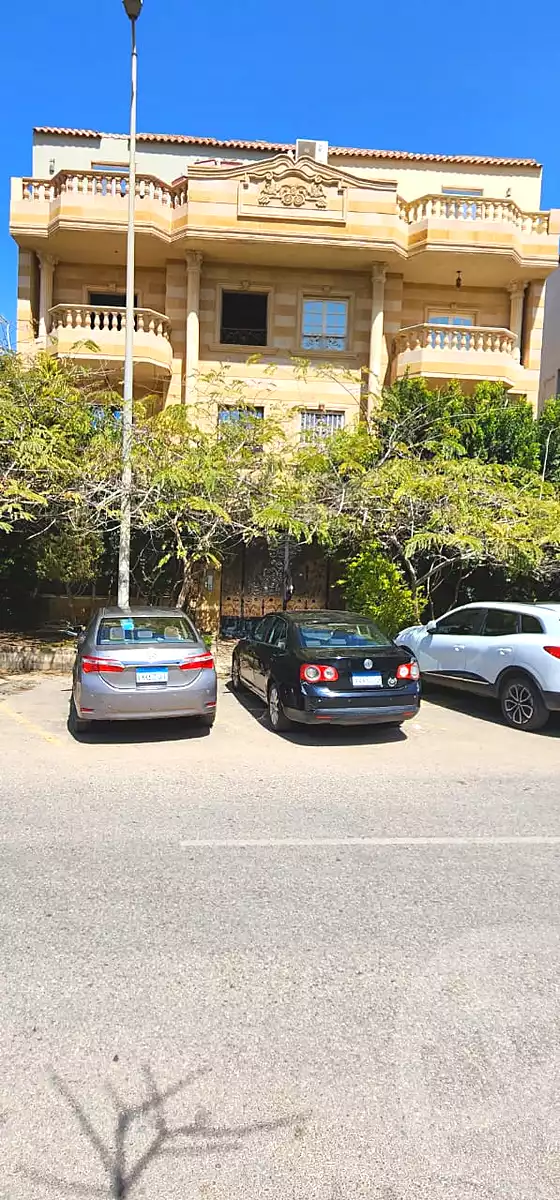 https://aqarmap.com.eg/ar/listing/7199109-for-sale-cairo-new-cairo-el-narges-el-narges-2-beram-el-tunsi-st
