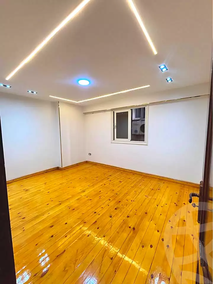 https://aqarmap.com.eg/ar/listing/7199618-for-sale-alexandria-sydy-bshr-sydy-bshr-bhry
