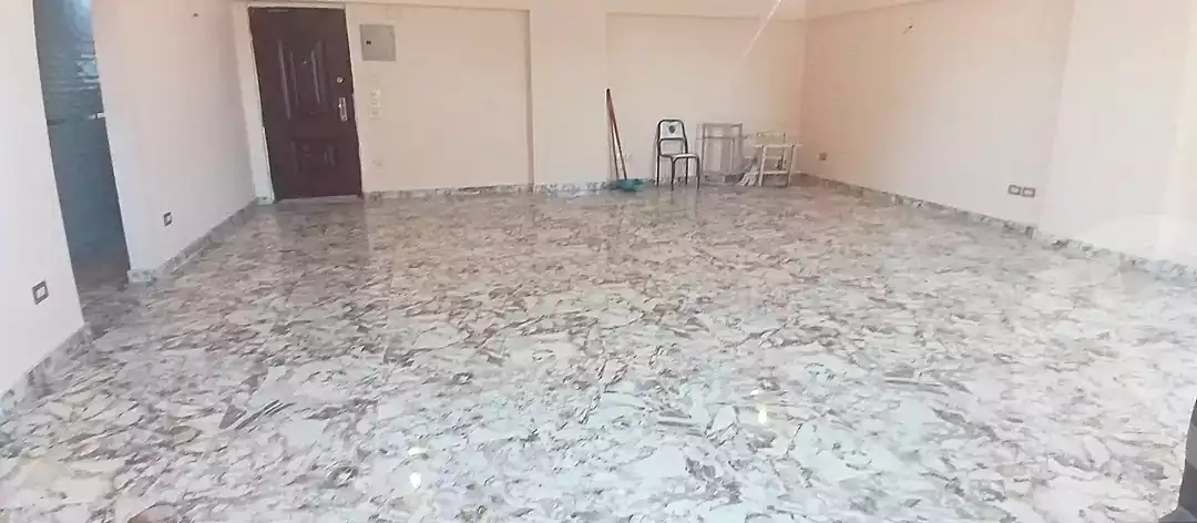 https://aqarmap.com.eg/ar/listing/7200117-for-sale-cairo-el-zaytun-lzytwn-lshrqy-toman-bai-st