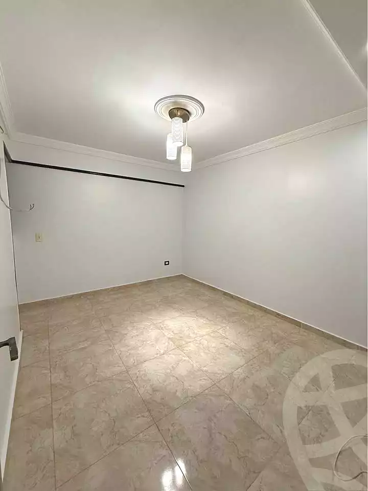 https://aqarmap.com.eg/ar/listing/7200147-for-sale-alexandria-el-mandara-shr-jml-bd-lnsr