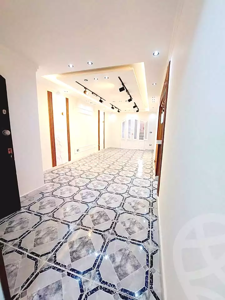 https://aqarmap.com.eg/en/listing/7200324-for-sale-alexandria-al-agamy-shataa-el-nakheel