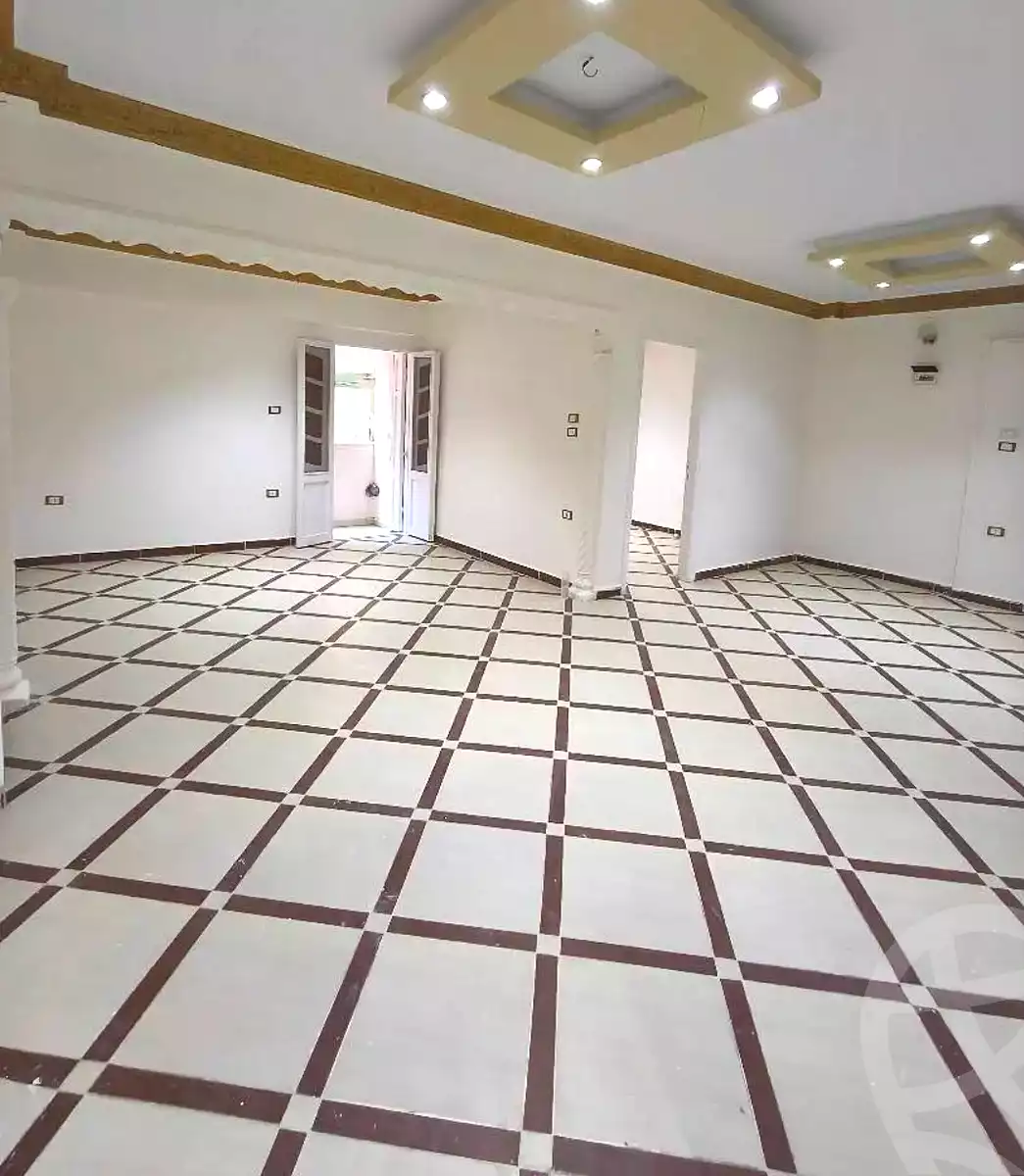 https://aqarmap.com.eg/en/listing/7200565-for-sale-alexandria-lsywf-el-falki