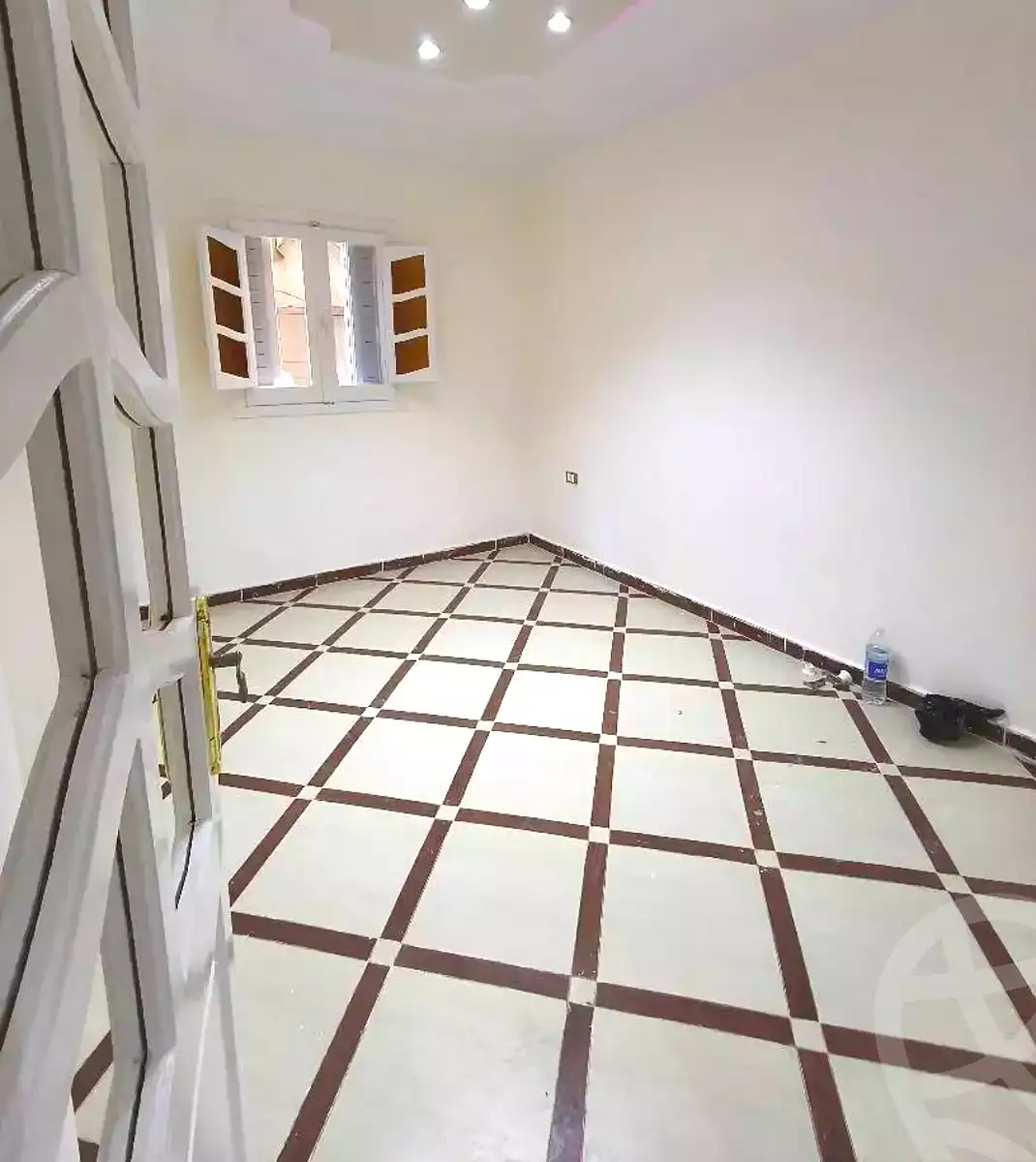 https://aqarmap.com.eg/en/listing/7200565-for-sale-alexandria-lsywf-el-falki