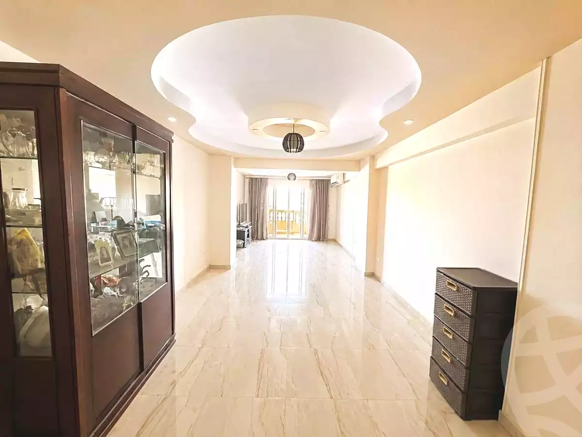 https://aqarmap.com.eg/ar/listing/7200766-for-sale-cairo-helwan-zou-el-fekar-basha-st