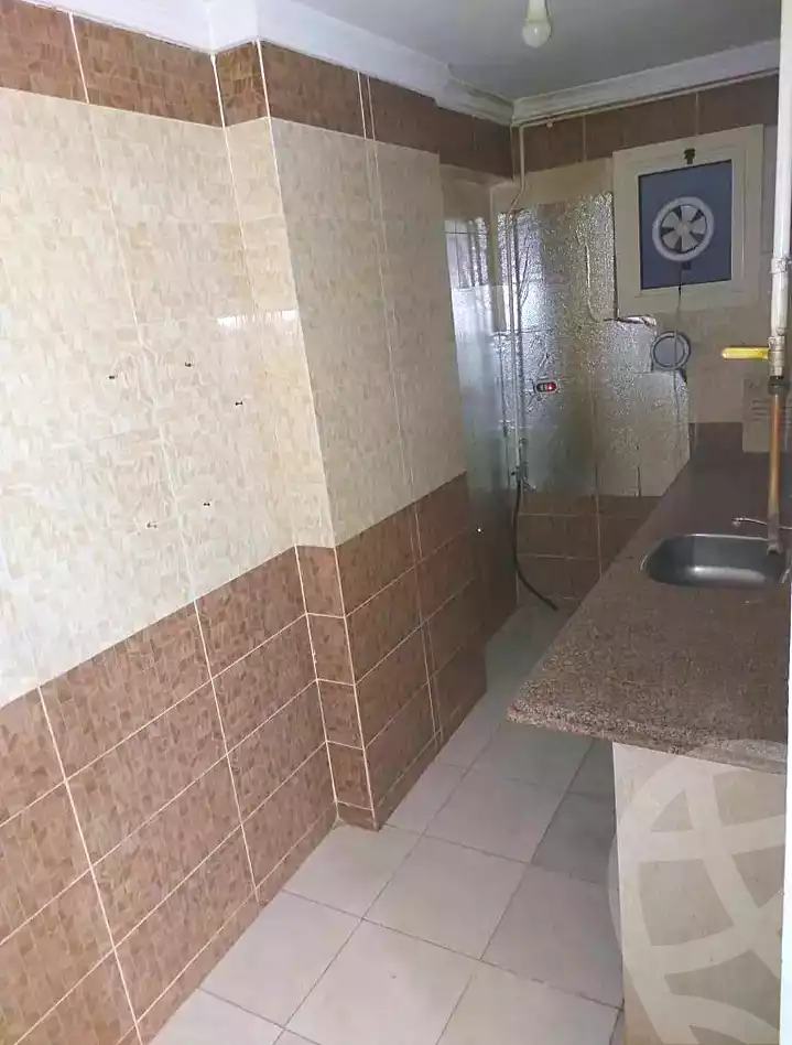 https://aqarmap.com.eg/en/listing/7200814-for-rent-alexandria-sydy-bshr-sydy-bshr-bhry-shr-mhmd-njyb