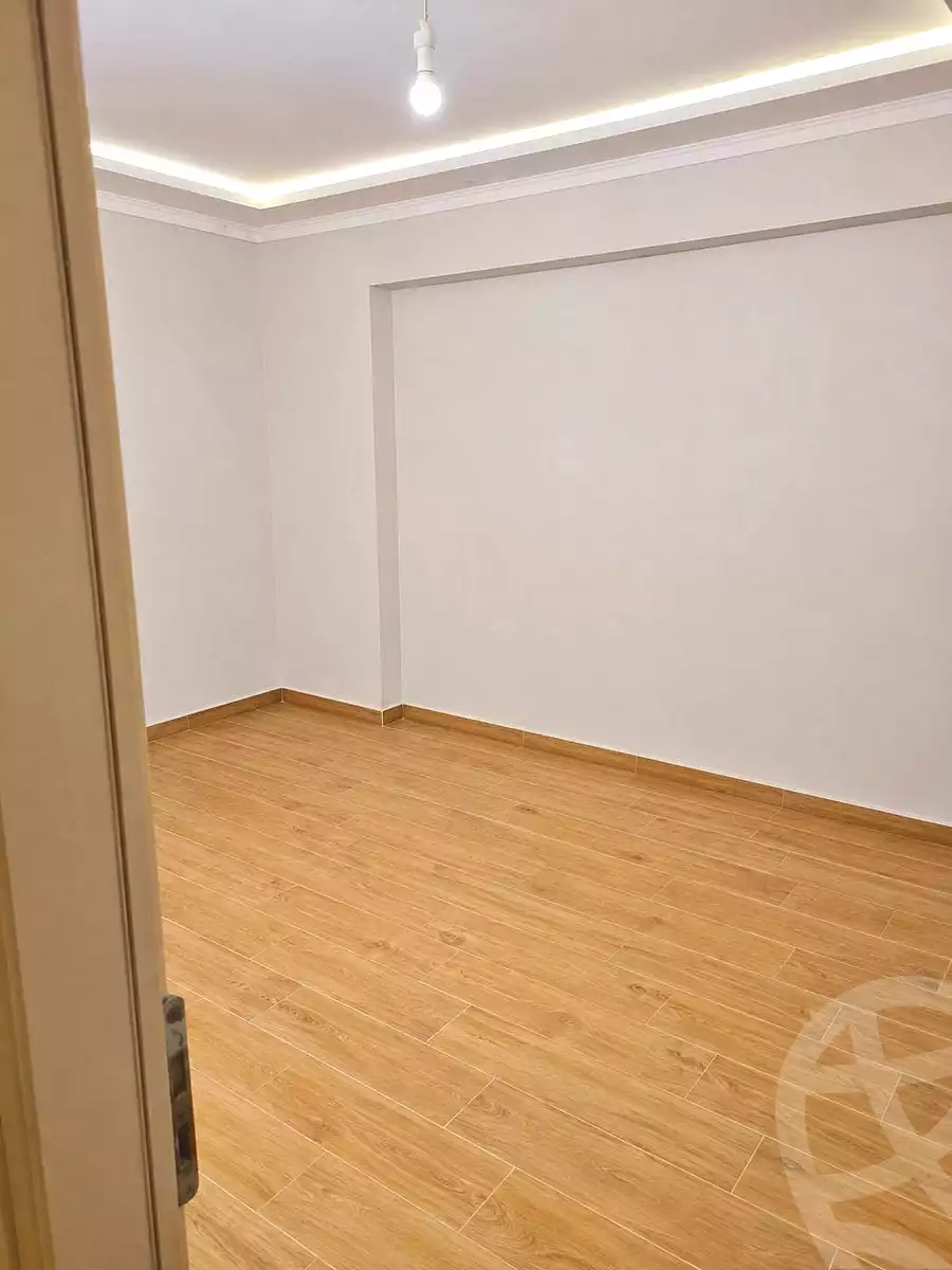 https://aqarmap.com.eg/ar/listing/7200836-for-sale-cairo-el-haram-el-lebeny-el-magzar-el-aly-st