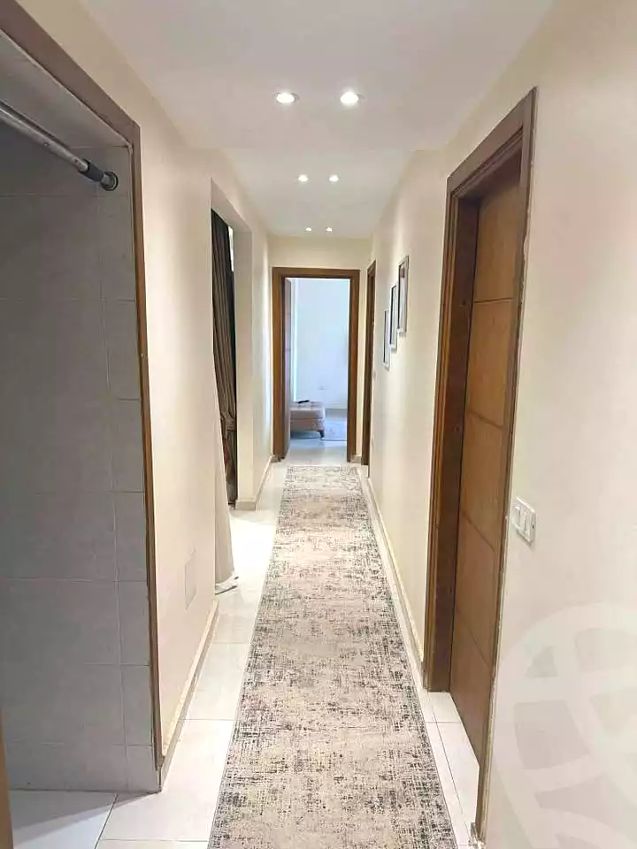 https://aqarmap.com.eg/ar/listing/7200876-for-sale-cairo-el-haram-shareaa-khatem-el-morsalen