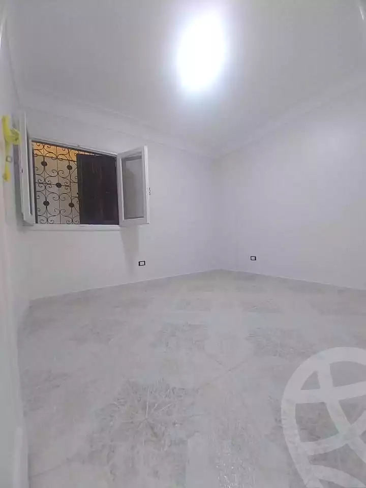 https://aqarmap.com.eg/ar/listing/7200888-for-sale-alexandria-al-agamy-shataa-el-nakheel