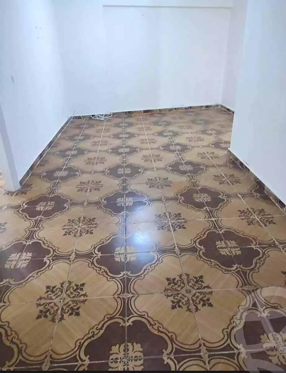 https://aqarmap.com.eg/ar/listing/7200923-for-rent-alexandria-miami-amin-khirat-al-ghandour-st