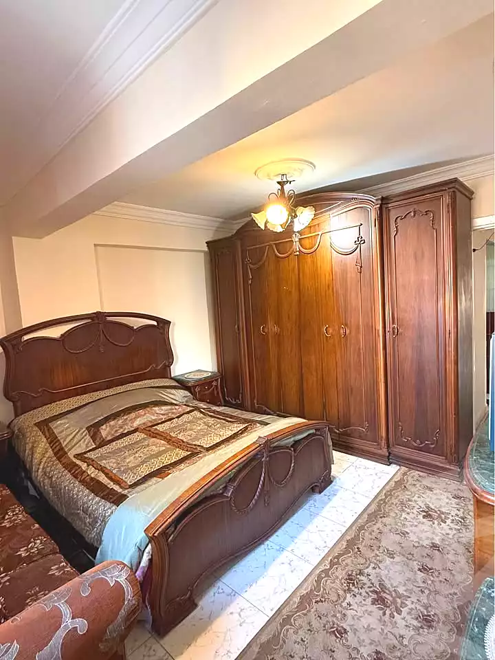 https://aqarmap.com.eg/ar/listing/7201077-for-sale-alexandria-sydy-bshr-sydy-bshr-bhry-ibrahim-el-sayed-st