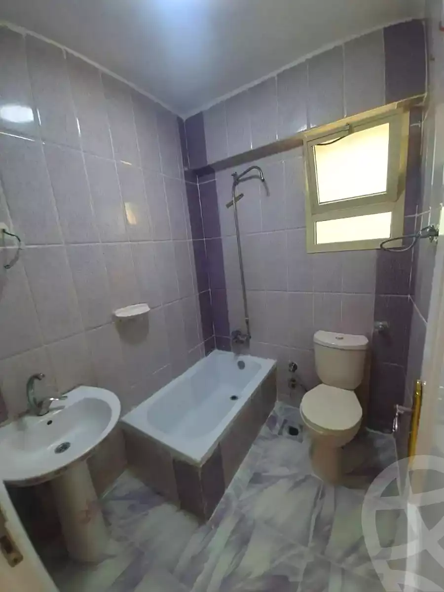 https://aqarmap.com.eg/ar/listing/7201256-for-sale-alexandria-al-agamy-shataa-el-nakheel