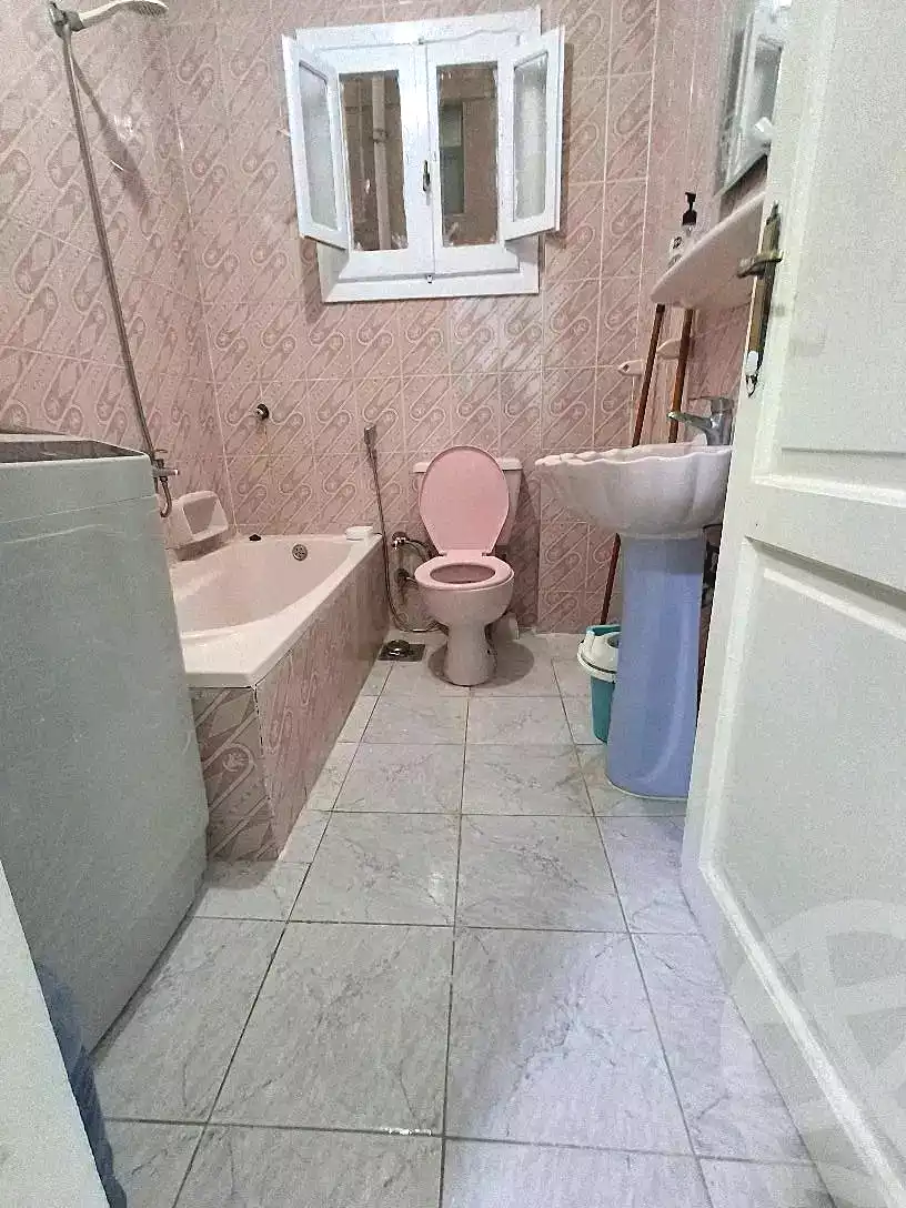 https://aqarmap.com.eg/ar/listing/7201548-for-sale-alexandria-al-agamy-shataa-el-nakheel