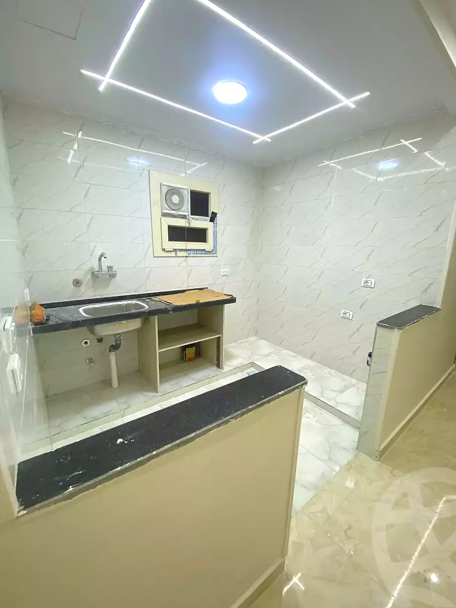 https://aqarmap.com.eg/ar/listing/7201551-for-rent-cairo-6th-of-october-el-ahyaa-neighborhood-2nd-el-moustashar-mohammed-hasan-st