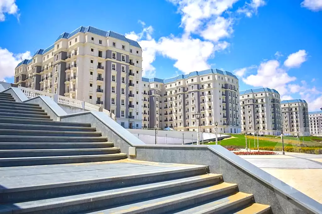 https://aqarmap.com.eg/ar/listing/7201631-for-sale-north-coast-new-alamein-lhy-lltyny-lshrk-ls-wdy-lmsry-llt-myr