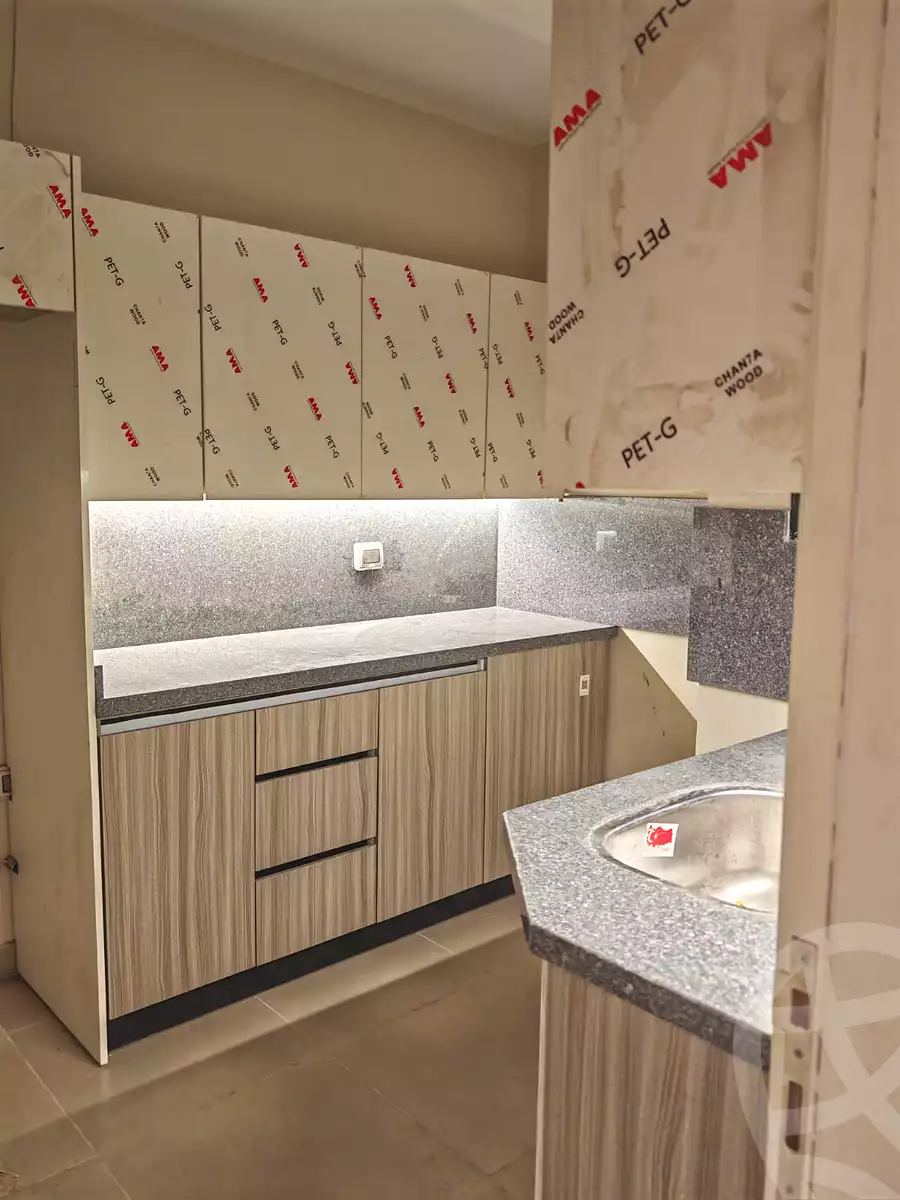 https://aqarmap.com.eg/ar/listing/7202050-for-rent-cairo-el-sheikh-zayed-city-mntq-fr-y-bmdyn-lshykh-zyd