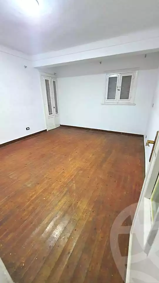 https://aqarmap.com.eg/ar/listing/7202080-for-rent-alexandria-smouha-tout-ankh-amoun-st