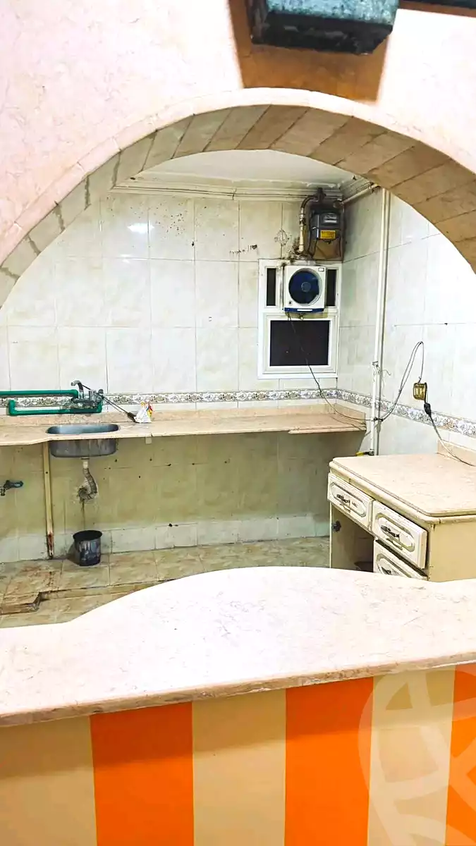 https://aqarmap.com.eg/ar/listing/7202125-for-sale-alexandria-al-agamy-el-hanouvel-el-kholafaa-el-rashdeen-st