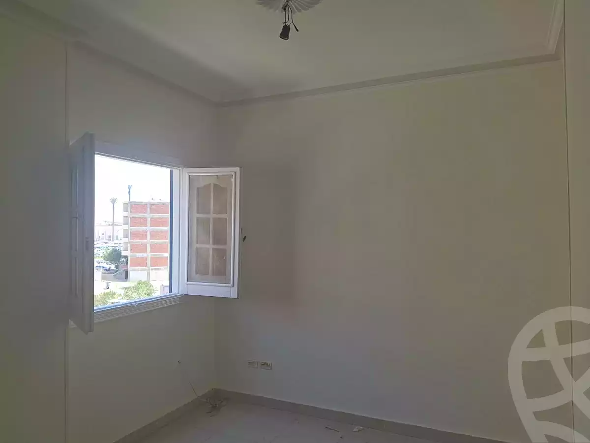 https://aqarmap.com.eg/ar/listing/7202271-for-sale-cairo-6th-of-october-el-ahyaa-neighborhood-3rd-al-hay-al-thalith-st