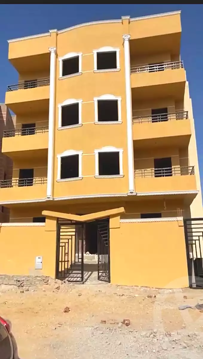 https://aqarmap.com.eg/en/listing/7202314-for-sale-cairo-badr-city-hai-el-ashgar-featured-neighborhood-el-imam-el-bokhary-st