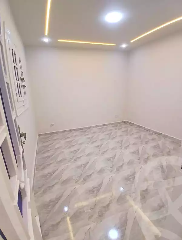 https://aqarmap.com.eg/ar/listing/7202402-for-sale-alexandria-al-agamy-el-hanouvel-abd-el-moneam-gaber-st