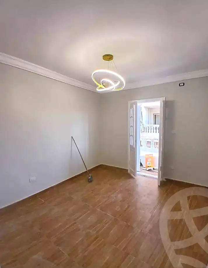 https://aqarmap.com.eg/ar/listing/7202428-for-sale-alexandria-al-agamy-lbytsh-el-zohour-st