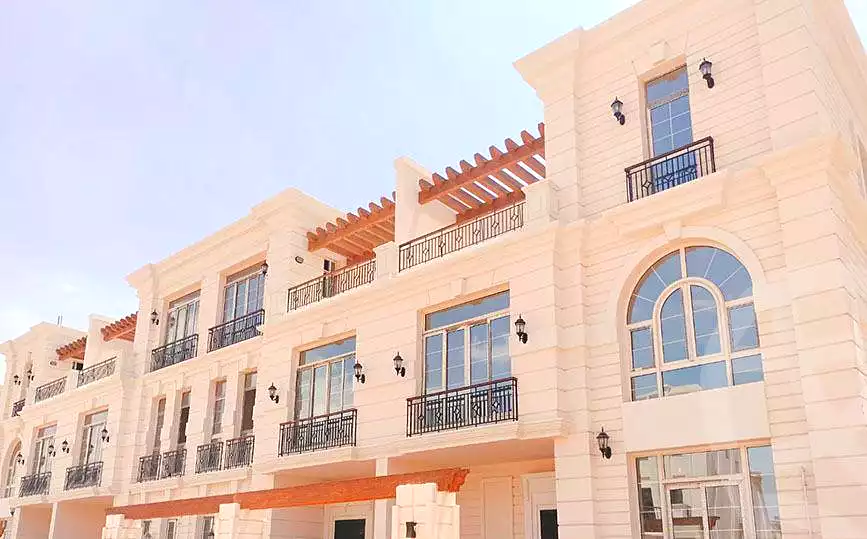 https://aqarmap.com.eg/ar/listing/7202642-for-sale-cairo-new-administrative-capital-r5-granville-compound-founders