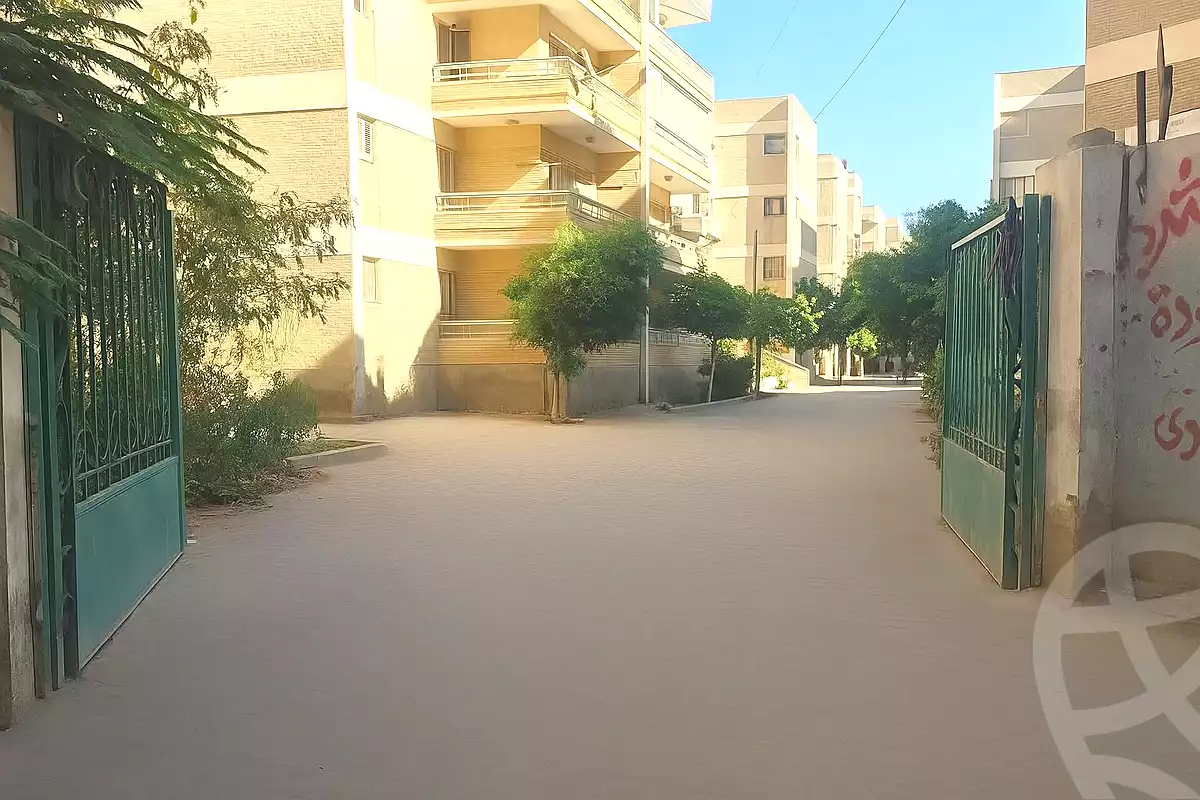 https://aqarmap.com.eg/ar/listing/7202649-for-sale-alexandria-al-agamy-el-hanouvel-el-kholafaa-el-rashdeen-st