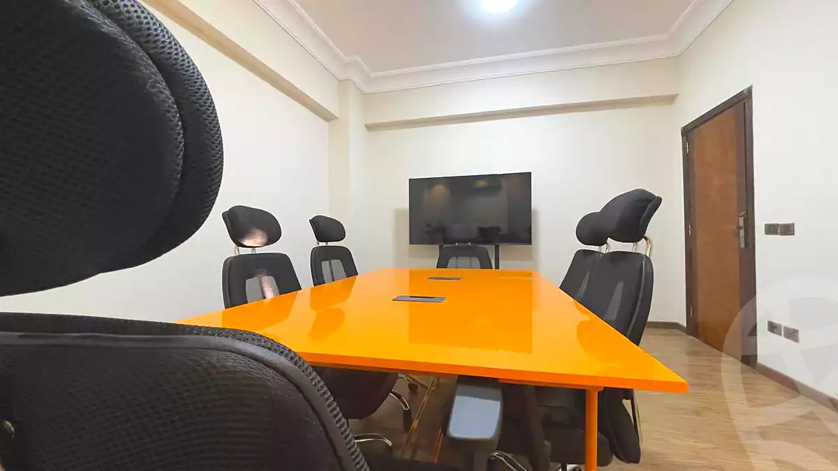 https://aqarmap.com.eg/en/listing/7202721-for-rent-cairo-new-cairo-first-settlement-mhwr-mstfy-kml