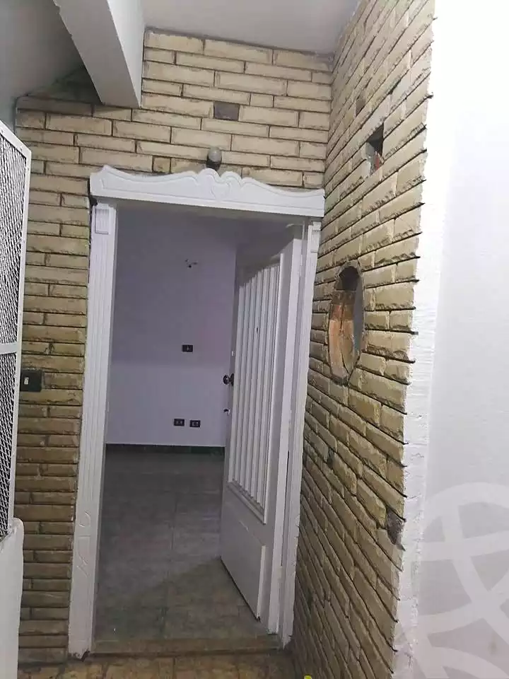 https://aqarmap.com.eg/ar/listing/7202735-for-rent-alexandria-miami-shr-jml-bd-lnsr