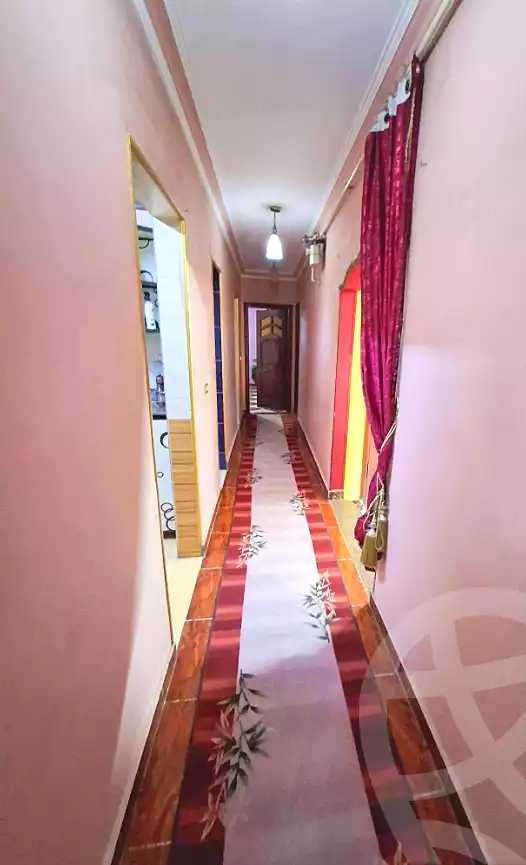 https://aqarmap.com.eg/ar/listing/7202817-for-sale-cairo-faisal-kafr-tohormos-queen-nazli-st