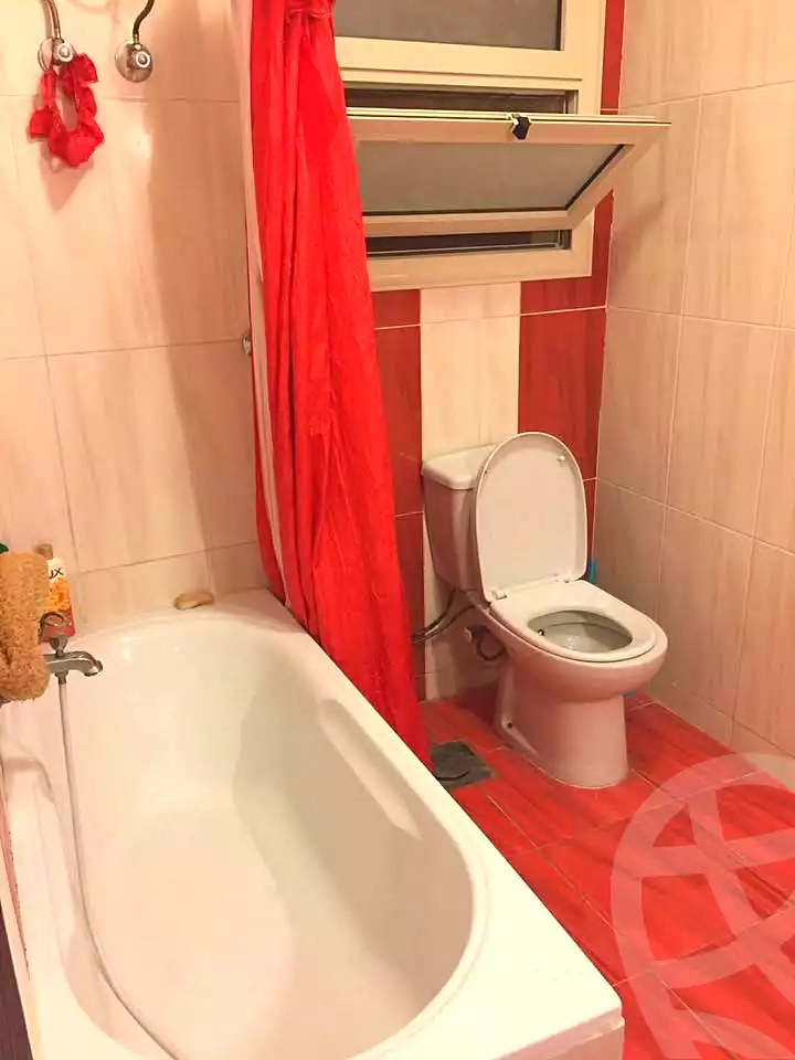 https://aqarmap.com.eg/ar/listing/7202965-for-sale-alexandria-al-agamy-bw-ywsf
