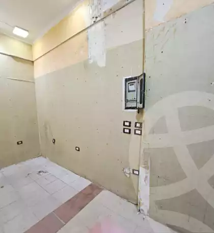 https://aqarmap.com.eg/ar/listing/7203680-for-rent-alexandria-sydy-bshr-shr-mlk-hfny