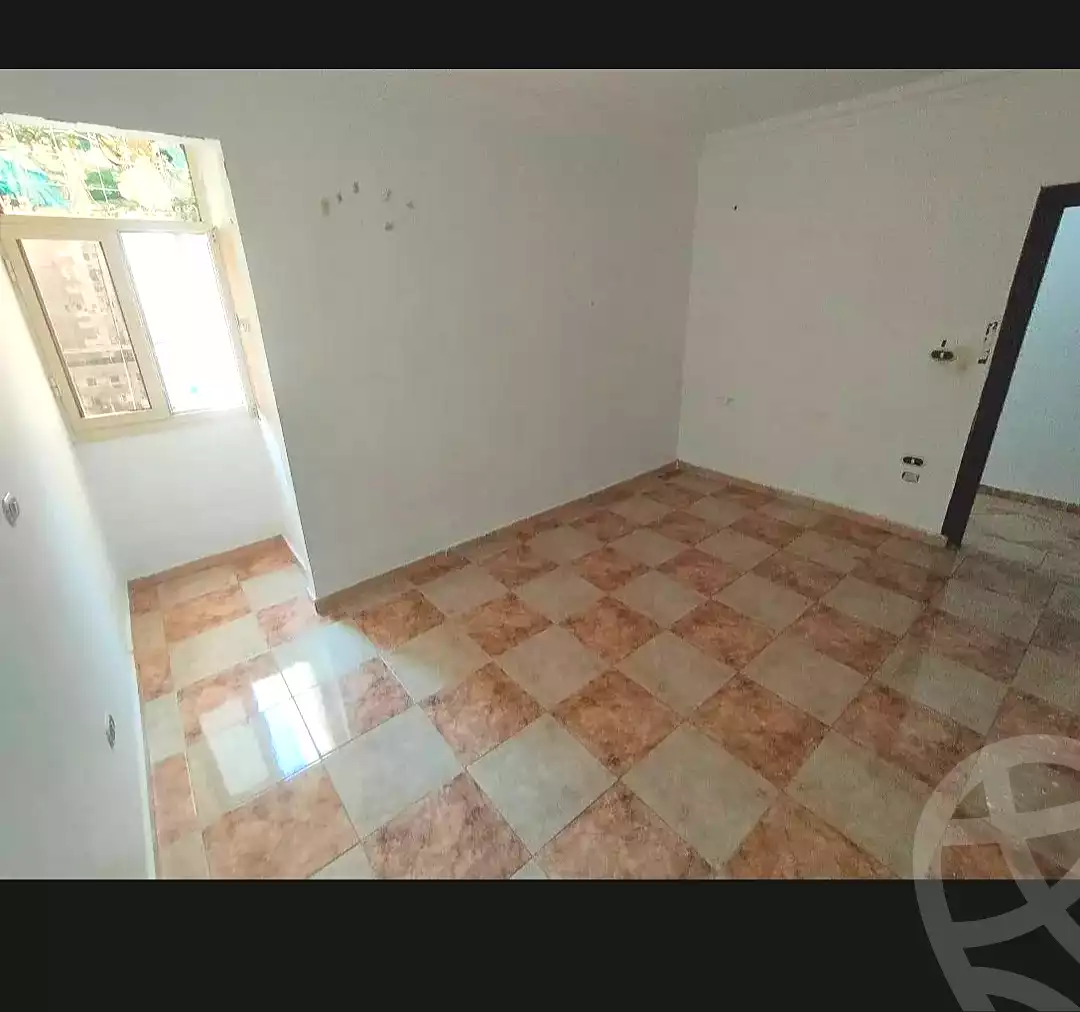 https://aqarmap.com.eg/ar/listing/7203836-for-sale-alexandria-sydy-bshr-sydy-bshr-bhry-shr-lsg-mhmd-bd-lslm