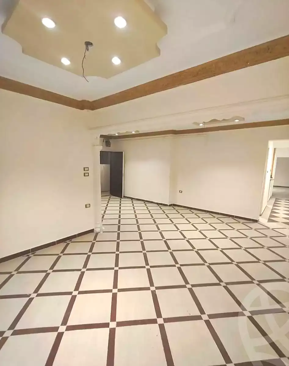 https://aqarmap.com.eg/en/listing/7203900-for-sale-alexandria-lsywf-el-falki