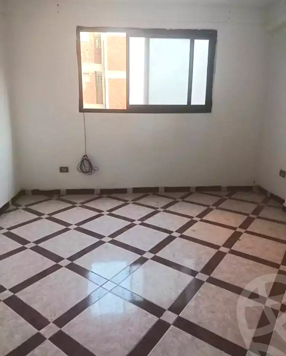 https://aqarmap.com.eg/ar/listing/7203906-for-sale-alexandria-lsywf-el-falki