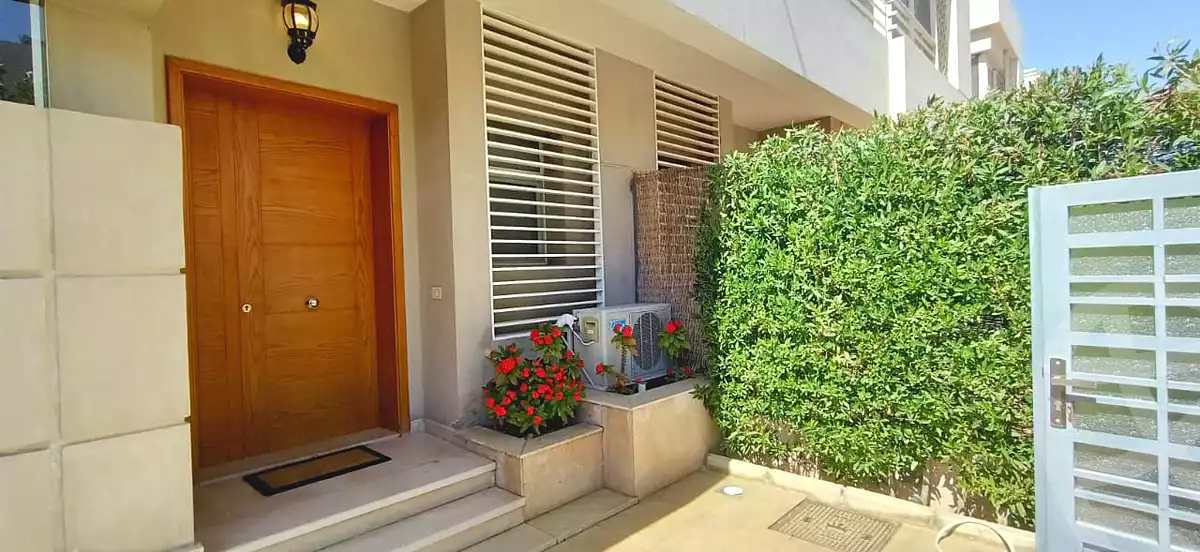 تاون هاوس بـ٤ غرف نوم في أتريو، صورة ٤ من ٢١