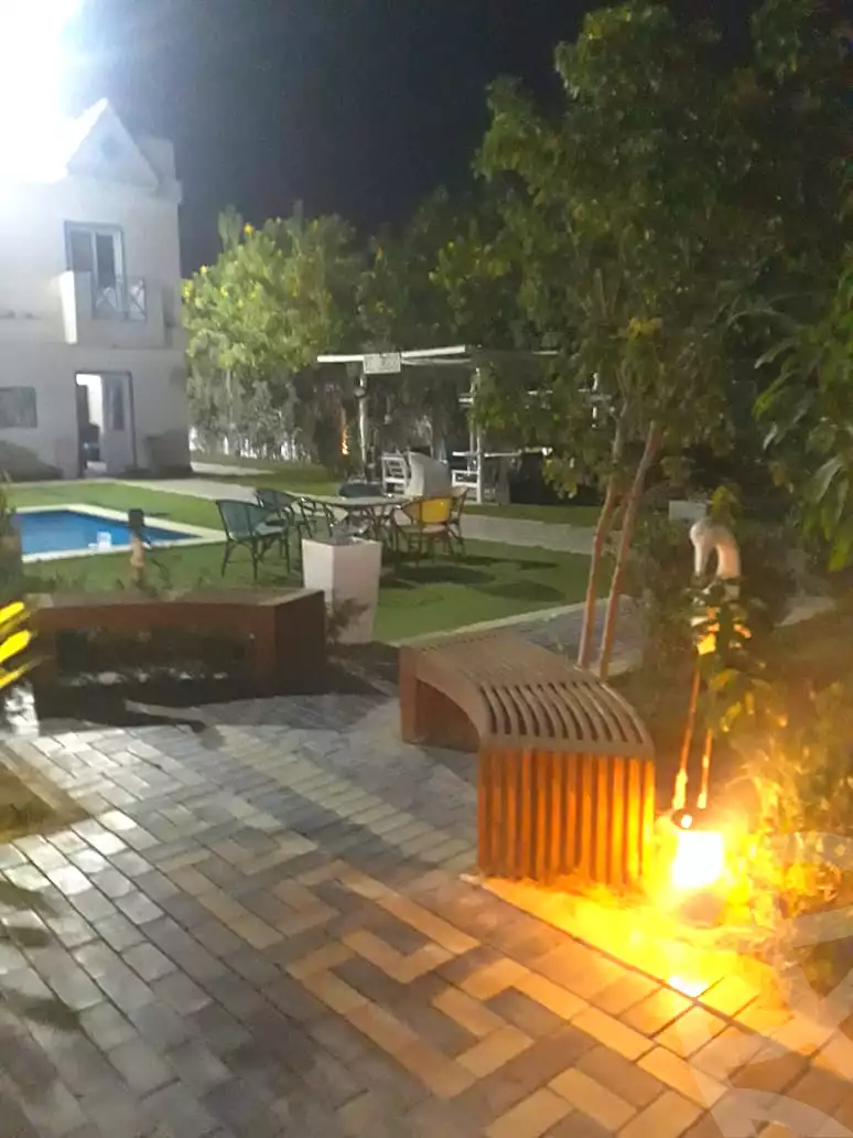 فيلا بـ١٠ غرف نوم في الريف الاوربي، صورة ٧ من ٢٦
